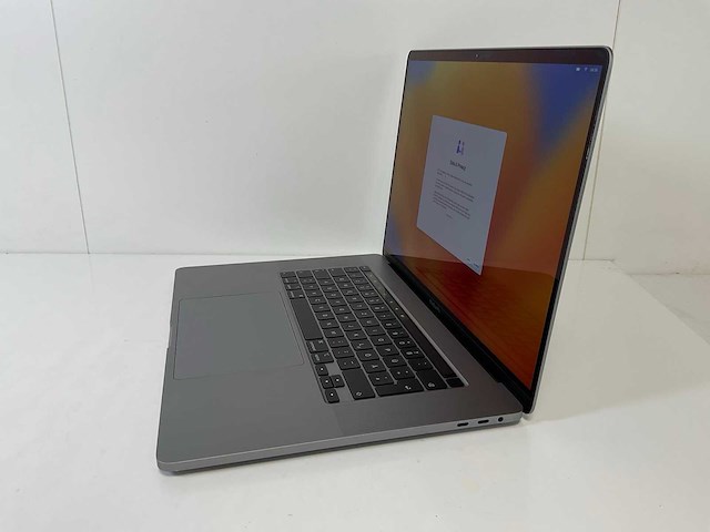 Apple macbook pro 16”, core(tm) i7 9th gen, 16 gb ram, 1 tb nvme amd radeon rx pro 5500m 4gb laptop - afbeelding 3 van  7