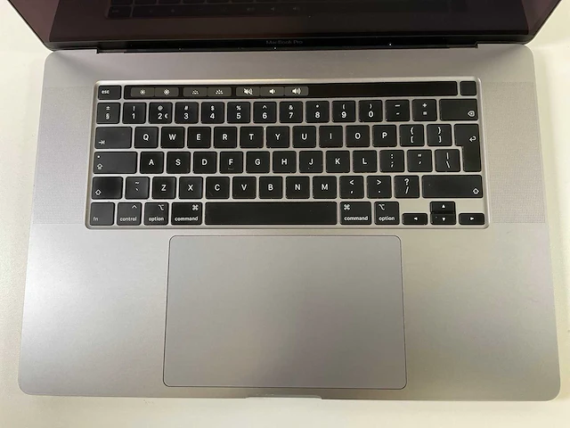 Apple macbook pro 16”, core(tm) i7 9th gen, 16 gb ram, 500 gb nvme laptop - afbeelding 4 van  7