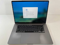 Apple macbook pro 16”, core(tm) i7 9th gen, 16 gb ram, 512 gb nvme, amd radeon 5300m 4 gb laptop - afbeelding 1 van  4