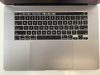 Apple macbook pro 16”, core(tm) i7 9th gen, 16 gb ram, 512 gb nvme, amd radeon 5300m 4 gb laptop - afbeelding 4 van  6