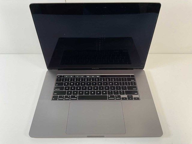 Apple macbook pro 16”, core(tm) i7 9th gen, 16 gb ram, 512 gb nvme, amd radeon pro 5300m 4 gb laptop - afbeelding 1 van  7