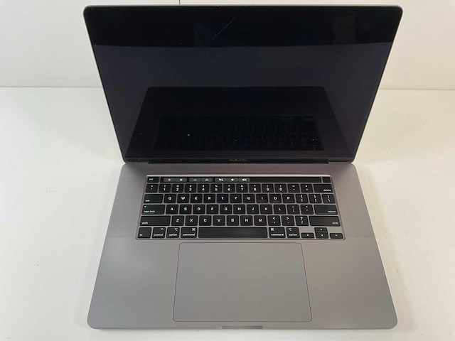 Apple macbook pro 16”, core(tm) i7 9th gen, 16 gb ram, 512 gb nvme, amd radeon pro 5300m 4 gb laptop - afbeelding 1 van  7