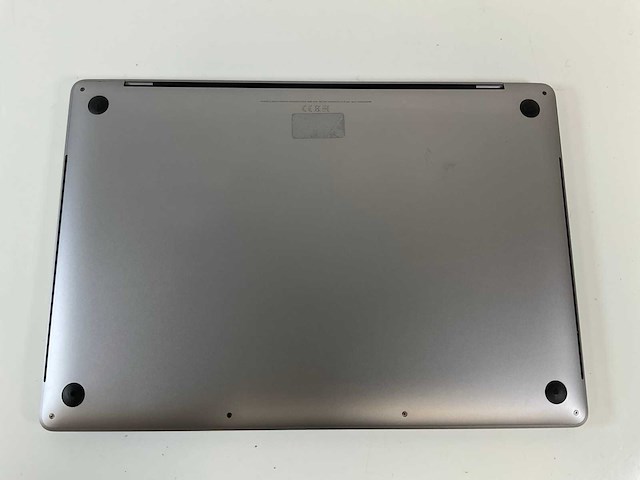 Apple macbook pro 16”, core(tm) i7 9th gen, 16 gb ram, 512 gb nvme, amd radeon pro 5300m 4 gb laptop - afbeelding 6 van  7