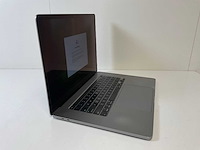 Apple macbook pro 16”, core(tm) i7 9th gen, 16 gb ram, 512 gb nvme, amd radeon pro 5300m 4gb laptop - afbeelding 2 van  7