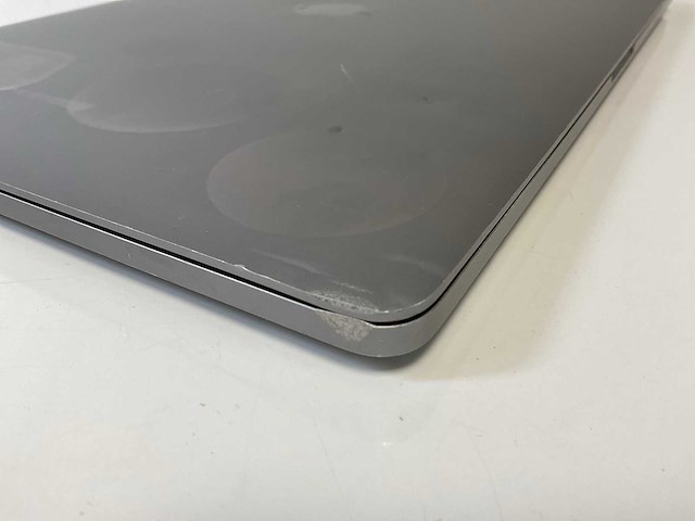 Apple macbook pro 16”, core(tm) i7 9th gen, 16 gb ram, 512 gb nvme, amd radeon pro 5300m 4gb laptop - afbeelding 7 van  7