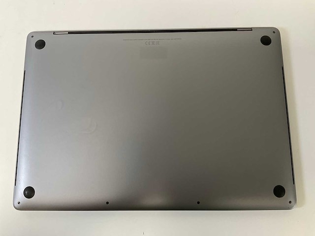 Apple macbook pro 16”, core(tm) i7 9th gen, 16 gb ram, 512 gb nvme, amd radeon pro 5300m 4gb laptop - afbeelding 6 van  7