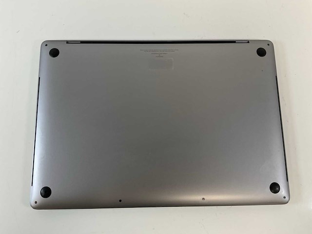 Apple macbook pro 16”, core(tm) i7 9th gen, 16 gb ram, 512 gb nvme laptop - afbeelding 6 van  7