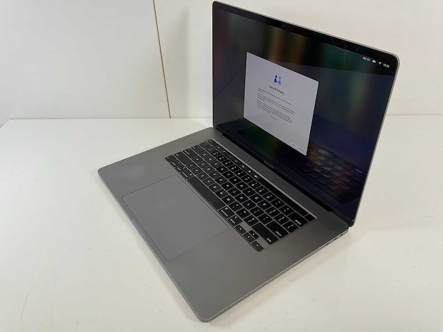 Apple macbook pro 16”, core(tm) i7 9th gen, 16 gb ram, 512 gb nvme laptop - afbeelding 3 van  7