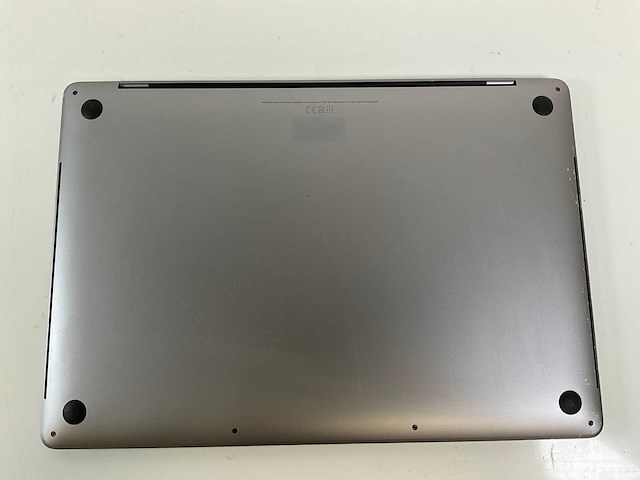Apple macbook pro 16”, core(tm) i7 9th gen, 16 gb ram, 512 gb nvme laptop - afbeelding 6 van  7