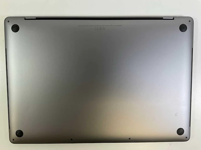 Apple macbook pro 16“ core(tm) i7 9th gen, 32 gb ram, 1 tb nvme, amd radeon rx 5500 4gb laptop - afbeelding 5 van  7