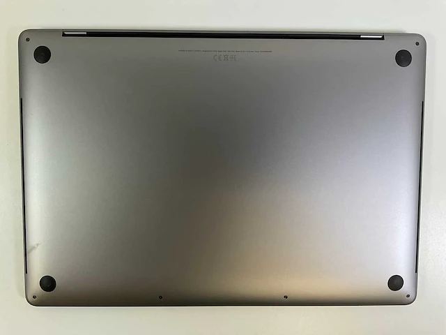 Apple macbook pro 16“ core(tm) i7 9th gen, 32 gb ram, 1 tb nvme, amd radeon rx 5500 4gb laptop - afbeelding 3 van  8