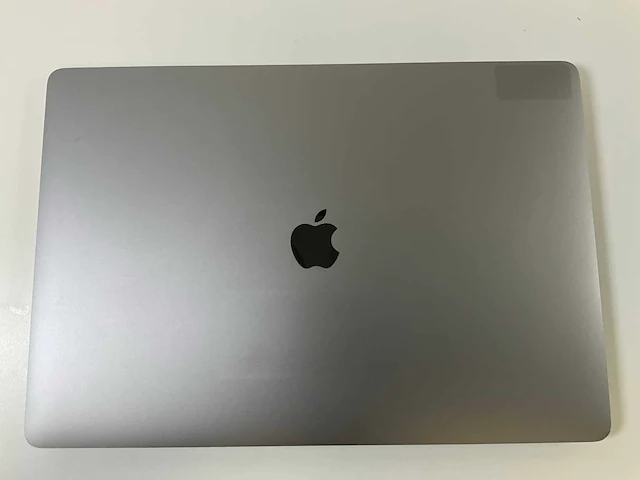 Apple macbook pro 16”, core(tm) i7 9th gen, 32 gb ram, 1 tb nvme, amd radeon rx pro 5500m 4gb laptop - afbeelding 5 van  7