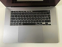 Apple macbook pro 16”, core(tm) i7 9th gen, 32 gb ram, 1 tb nvme, amd radeon rx pro 5500m 4gb laptop - afbeelding 4 van  7