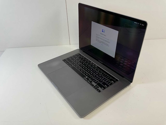 Apple macbook pro 16”, core(tm) i7 9th gen, 32 gb ram, 1 tb nvme laptop - afbeelding 3 van  7