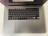 Apple macbook pro 16”, core(tm) i9 9th gen, 16 gb ram, 1 tb nvme, amd radeon pro 5500m 4 gb laptop - afbeelding 4 van  7
