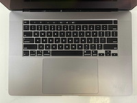 Apple macbook pro 16”, core(tm) i9 9th gen, 16 gb ram, 1 tb nvme, amd radeon pro 5500m 4 gb laptop - afbeelding 2 van  5