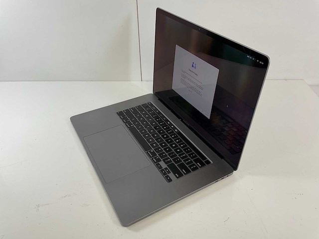 Apple macbook pro 16”, core(tm) i9 9th gen, 16 gb ram, 1 tb nvme, amd radeon pro 5500m 4 gb laptop - afbeelding 3 van  7