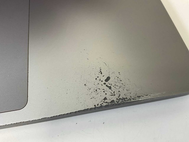 Apple macbook pro 16”, core(tm) i9 9th gen, 16 gb ram, 1 tb nvme amd radeon rx pro 5500m 4gb laptop - afbeelding 8 van  8