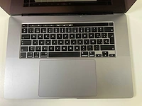 Apple macbook pro 16”, core(tm) i9 9th gen, 16 gb ram, 1 tb nvme, amd radeon rx pro 5500m 4gb laptop - afbeelding 4 van  7