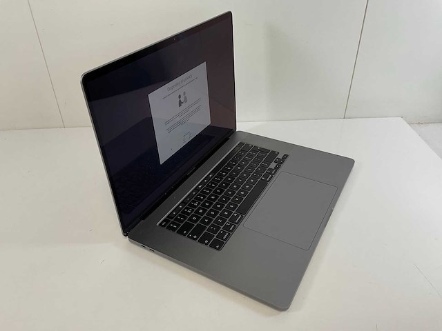 Apple macbook pro 16”, core(tm) i9 9th gen, 32 gb ram, 1 tb nvme, amd radeon pro 5500m 4 gb laptop - afbeelding 2 van  7