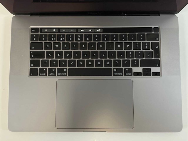 Apple macbook pro 16”, core(tm) i9 9th gen, 32 gb ram, 1 tb nvme, amd radeon pro 5500m 4 gb laptop - afbeelding 3 van  6