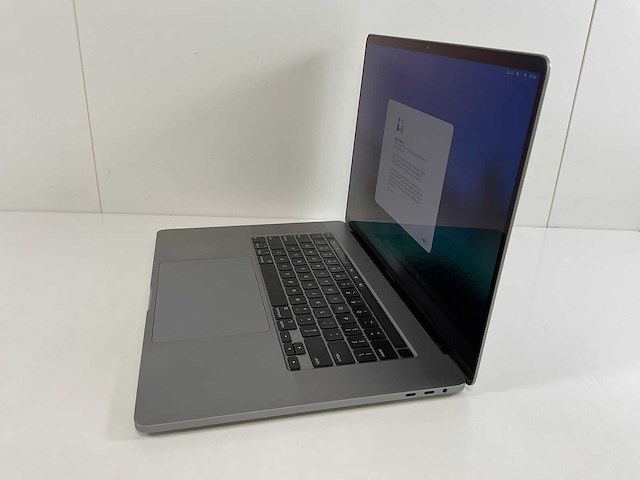 Apple macbook pro 16”, hexacore i7, 16 gb ram, 512 gb nvme, amd radeon pro 5300m 4gb laptop - afbeelding 3 van  7