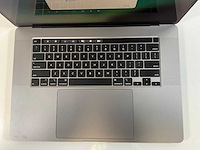 Apple macbook pro 16”, hexacore i7, 16 gb ram, 512 gb nvme, amd radeon pro 5300m 4gb laptop - afbeelding 4 van  7