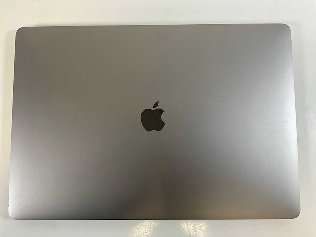Apple macbook pro 16”, hexacore i7, 32 gb ram, 500 gb nvme, amd radeon pro 5300m 4gb laptop - afbeelding 3 van  4