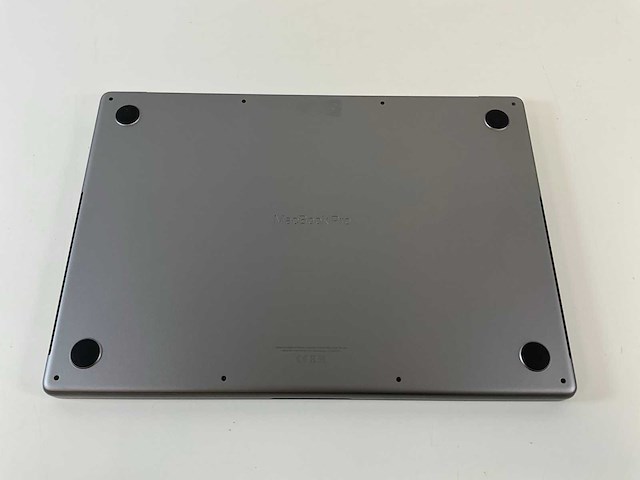 Apple macbook pro 16”, m1 max, 64 gb ram, 2 tb nvme laptop - afbeelding 6 van  7