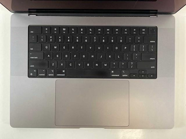 Apple macbook pro 16”, m1 max, 64 gb ram, 2 tb nvme laptop - afbeelding 4 van  7