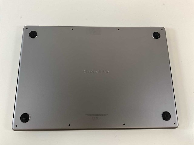 Apple macbook pro 16”, m1 max, 64 gb ram, 2 tb nvme laptop - afbeelding 6 van  7
