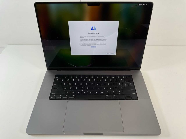 Apple macbook pro 16”, m1 max, 64 gb ram, 2 tb nvme, m1 max laptop - afbeelding 1 van  7