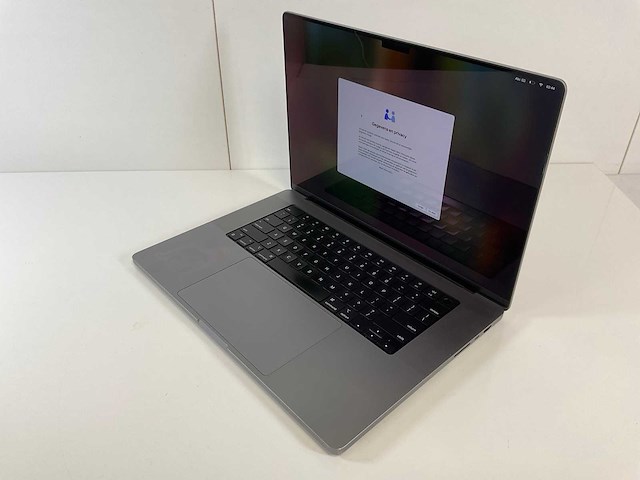 Apple macbook pro 16”, m1 pro, 16 gb ram, 250 gb nvme laptop - afbeelding 3 van  7