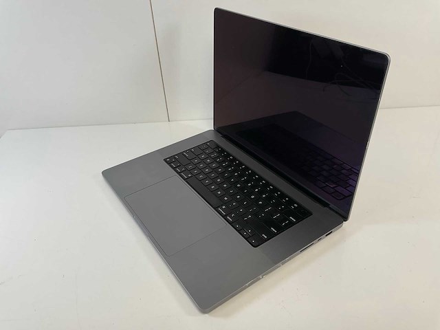 Apple macbook pro 16”, m1 pro, 16 gb ram, 512 gb nvme laptop - afbeelding 3 van  7