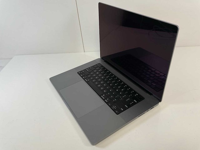 Apple macbook pro 16”, m1 pro, 16 gb ram, 512 gb nvme laptop - afbeelding 3 van  6