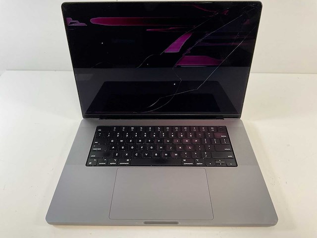 Apple macbook pro 16”, m1 pro, 16 gb ram, 512 gb nvme laptop - afbeelding 1 van  8