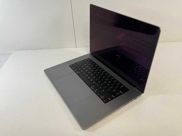 Apple macbook pro 16”, m1 pro, 16 gb ram, 512 gb nvme laptop - afbeelding 3 van  8