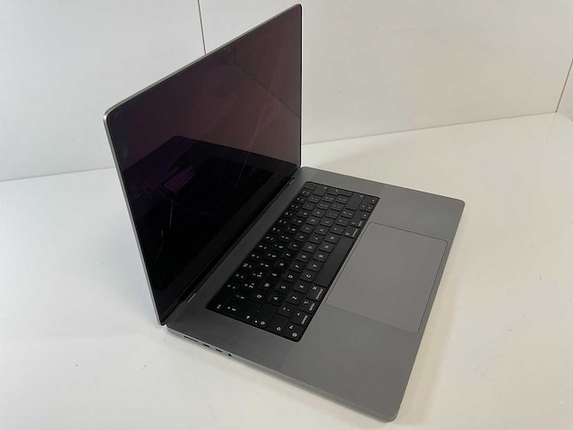 Apple macbook pro 16”, m1 pro, 16 gb ram, 512 gb nvme laptop - afbeelding 2 van  7