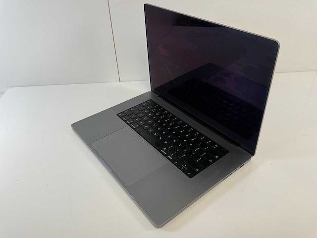 Apple macbook pro 16”, m1 pro, 16 gb ram, 512 gb nvme laptop - afbeelding 3 van  7