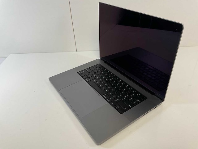 Apple macbook pro 16”, m1 pro, 16 gb ram, 512 gb nvme laptop - afbeelding 3 van  7