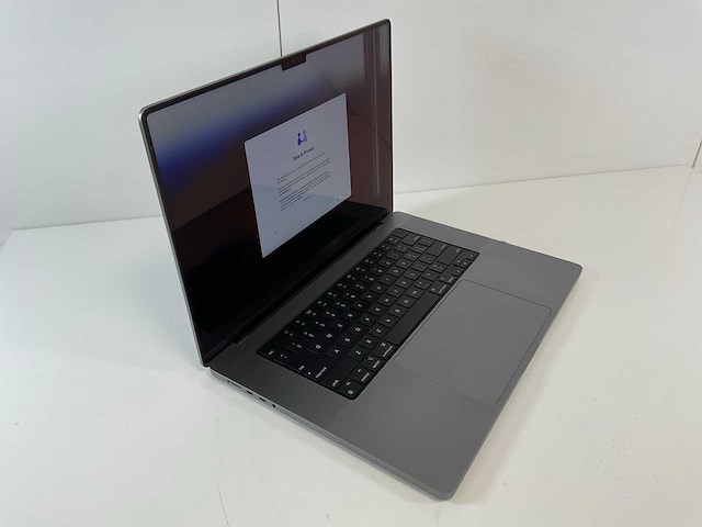 Apple macbook pro 16”, m1 pro, 16 gb ram, 512 gb nvme laptop - afbeelding 2 van  7