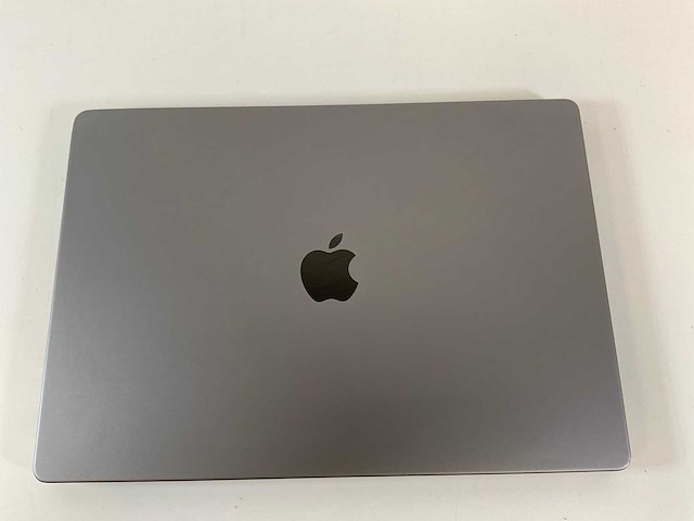 Apple macbook pro 16”, m1 pro, 16 gb ram, 512 gb nvme laptop - afbeelding 5 van  8