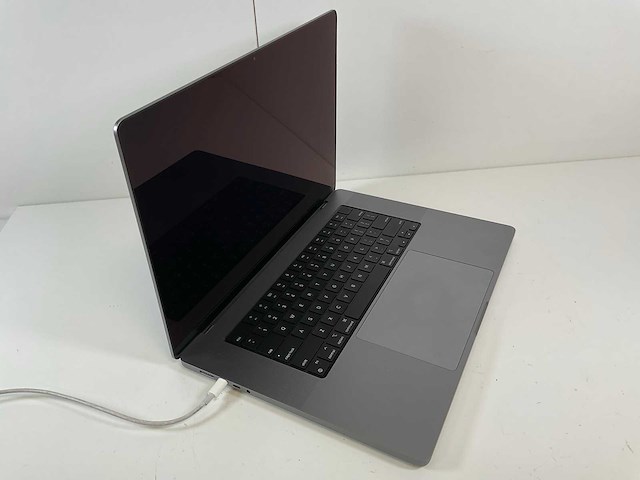 Apple macbook pro 16”, m1 pro, 16 gb ram, 512 gb nvme, m1 laptop - afbeelding 2 van  7