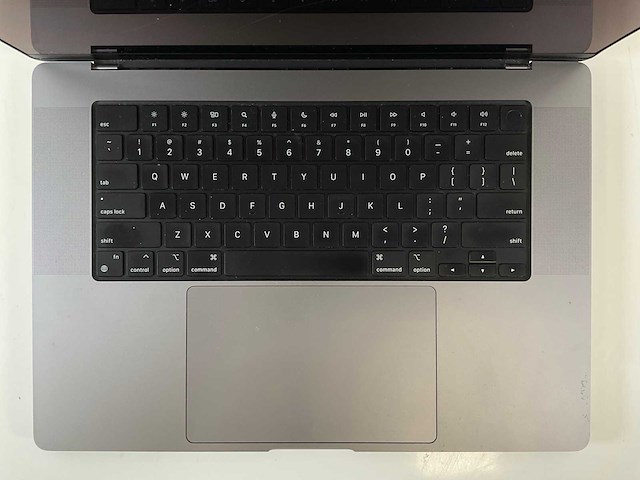 Apple macbook pro 16”, m1 pro, 32 gb ram, 512 gb nvme laptop - afbeelding 4 van  7