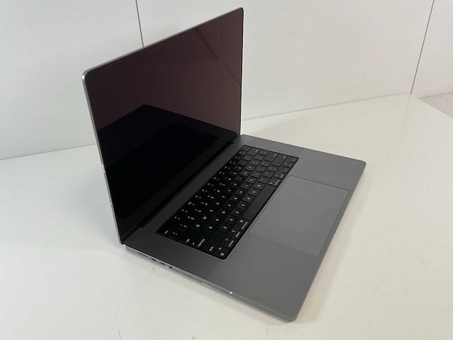 Apple macbook pro 16”, m1 pro, 32 gb ram, 512 gb nvme, m1 laptop - afbeelding 2 van  7