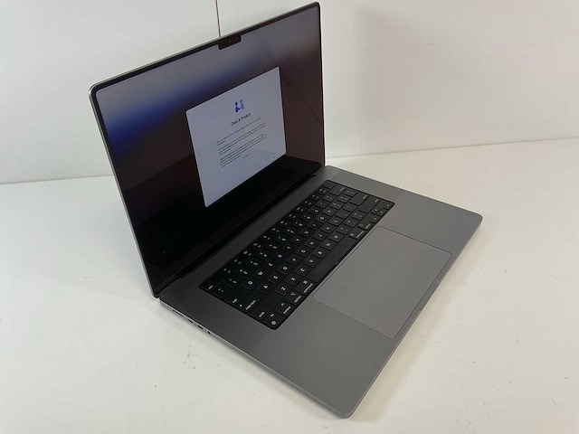 Apple macbook pro 16”, m1 pro, 32 gb ram, 512 gb nvme, m1 laptop - afbeelding 2 van  7