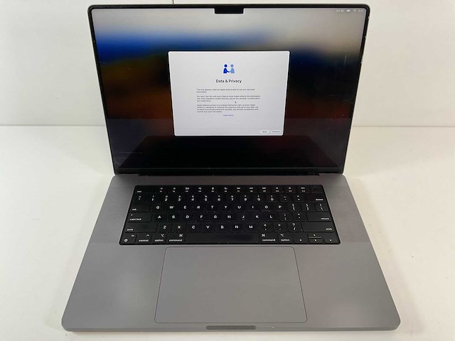 Apple macbook pro 16”, m1 pro, 32 gb ram, 512 gb nvme, m1 laptop - afbeelding 1 van  8