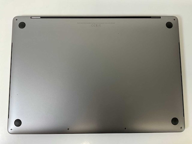 Apple macbook pro 16”, octocore i9, 32 gb ram, 1 tb ssd, amd radeon pro 5500m 8 gb laptop - afbeelding 6 van  7