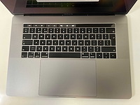 Apple macbook pro 16”, octocore i9, 32 gb ram, 1 tb ssd, amd radeon pro vega 20 4 gb laptop - afbeelding 4 van  7