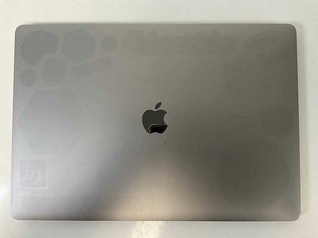 Apple macbook pro 16”, octocore i9, 32 gb ram, 1 tb ssd, amd radeon pro vega 20 4 gb laptop - afbeelding 5 van  7